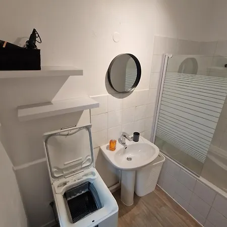 Bel Appartement,Confortable,2Chambres Briey Exterior photo