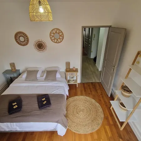 Bel Appartement,Confortable,2Chambres Briey Exterior photo